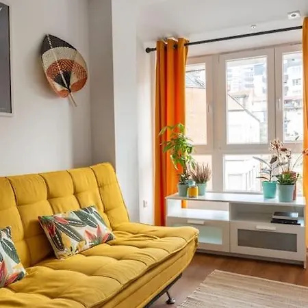 Cozy Apartment In The City Center Santander Exterior photo